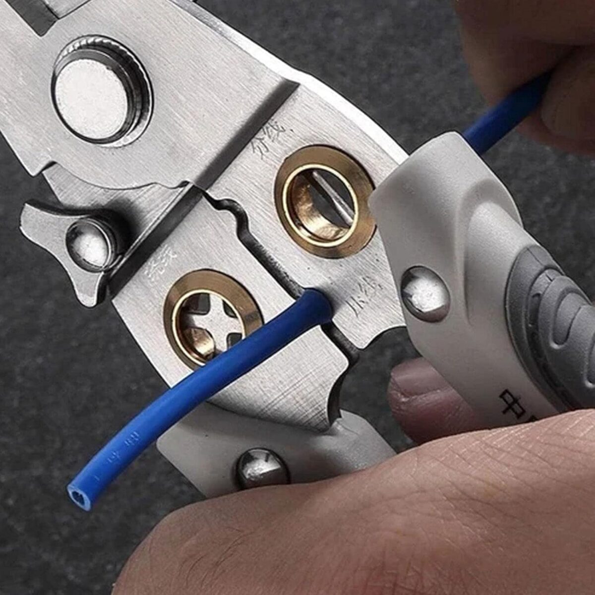 Wire Stripper and Cutter Pliers Tools For Electricians 6-in-1 Multifunctional Wire and Cable Stripping, Cutting, Winding, Crimping Precision Stainless Stee Hand Tool for Electrician Decrustation Tool