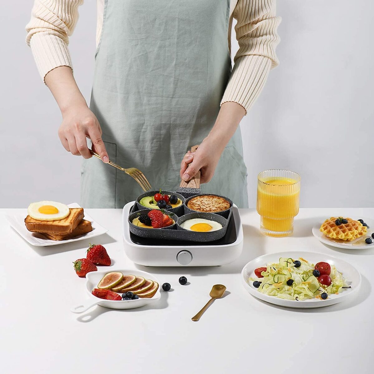Egg Frying pan nonstick Pancake Pans 4 - Cups Cookware 4 Hole Non-Stick Egg ham Pot Omelette 4 partition Egg pan with Handle for Multi Snack Maker