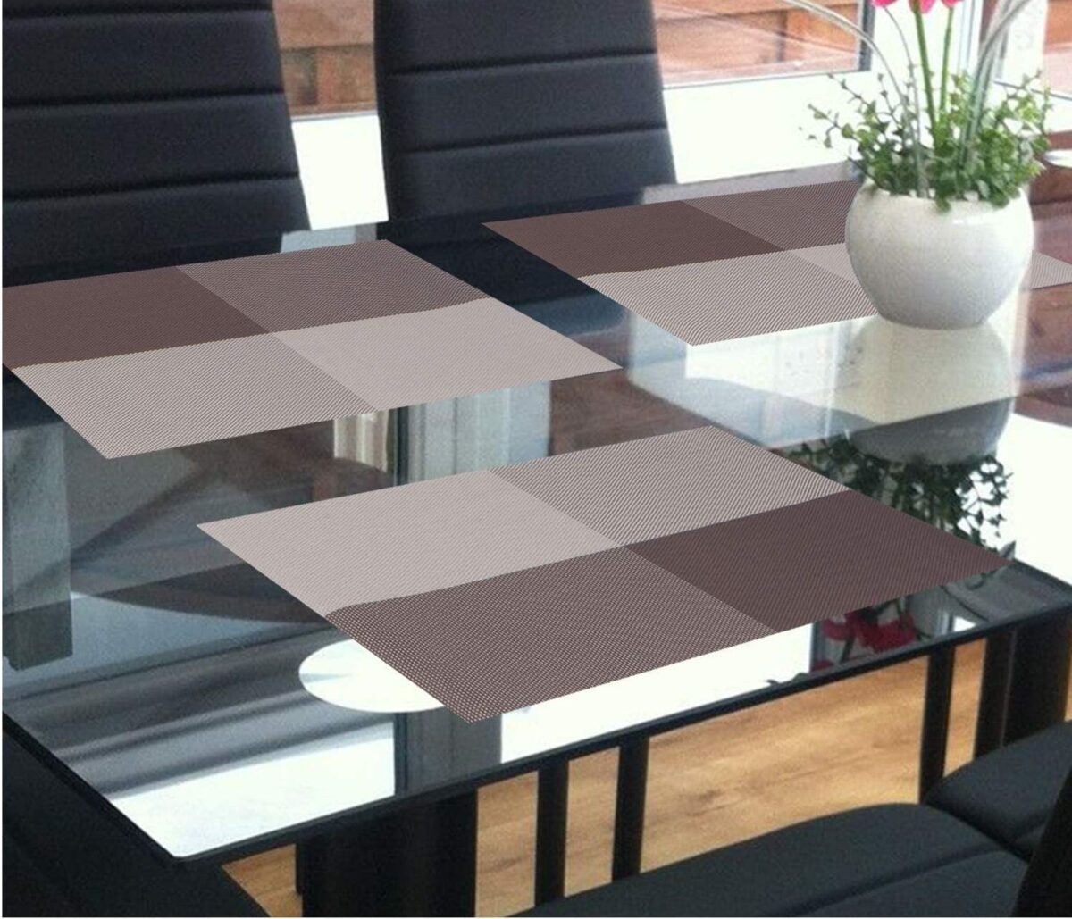 Good quality placemats with exquisite design and very elegant looking, to add more fun to your kitchen table. Perfect for daily use, good match with dark wood table, glass table, white dining table, wooden farmhouse table, brown dinning table. Stylish placemats would be a good decoration and life quality of your home,dining hall, kitchen,hotel and business office.