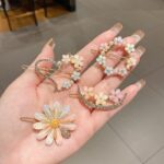 Latest Korean Fancy Bling Pearl Hair Clips Lock Hair Clip Pin Mini Clutcher Hair Accessories Set For Women Girls Girlfriend Ladies Long Short Hair Elegant-4PCS (FLOWER)
